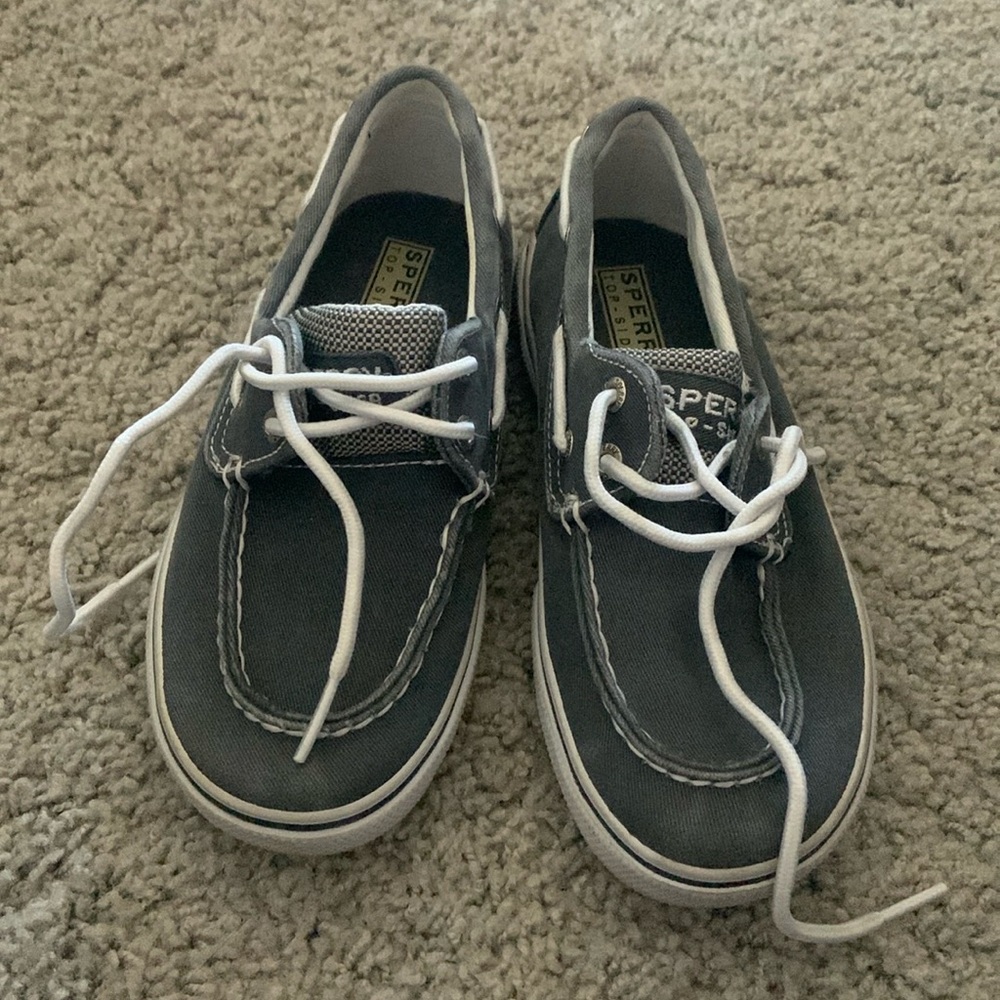 Kids boat shoes